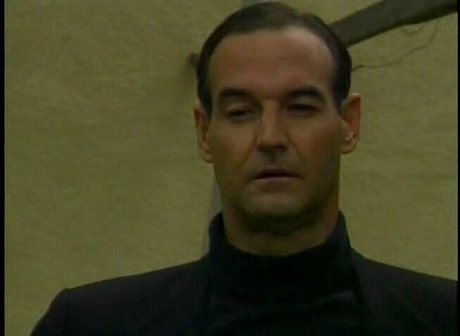 3some Bangers: Two adorable babes are getting fucked outdoors