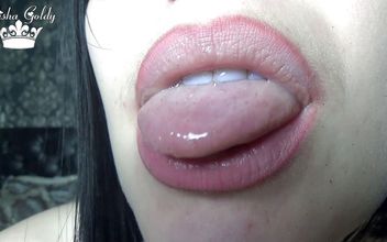 Tongue & Spit & Lips