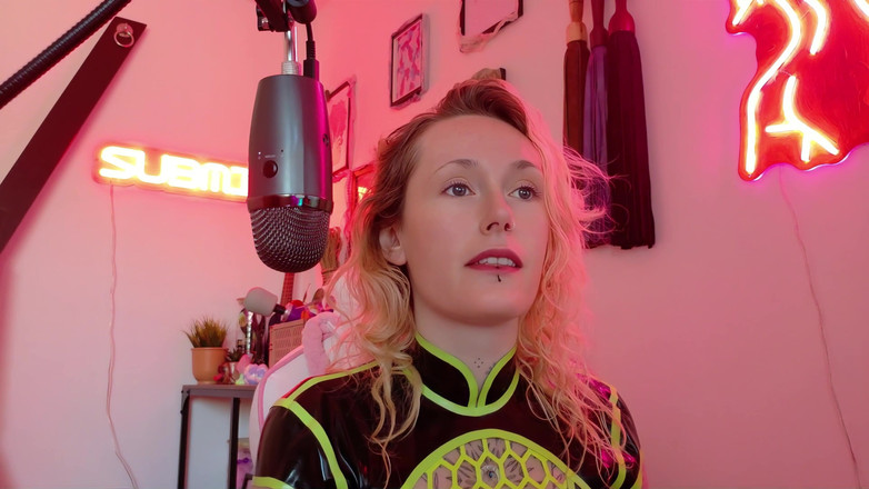 Goddess Transcendence: Femdom rituál submisivní poslušnost a kontrola