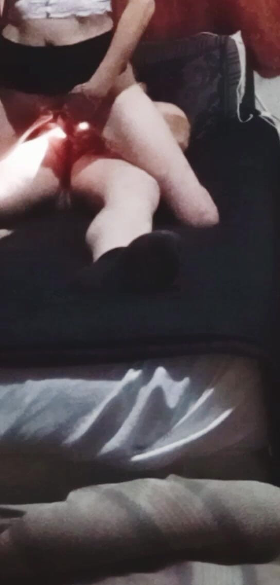 Mysticbabe: Ošukaná mým italským spolubydlícím, dokud se pro mě tvrdě nevystříká