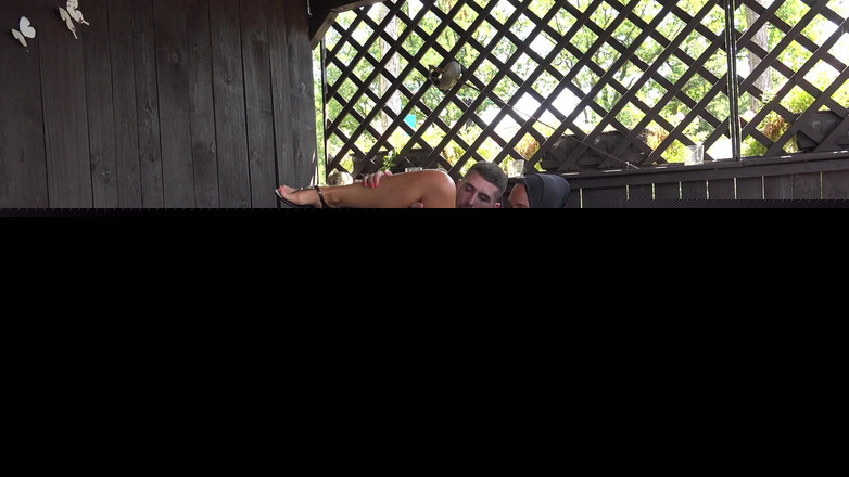 PornCZ: Çek kaltak Naomi Bennet Mısırlı kocasını terk etti