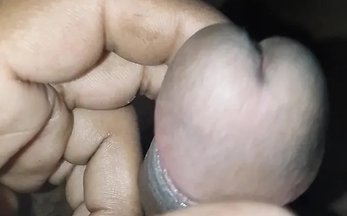 Vimal Prajapati: Indian jerking off.