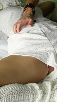 Yünlü çoraplı kış yumruk sokma fışkırtıyor Polonyalı orta yaşlı seksi kadın gerçek amatör orgazm