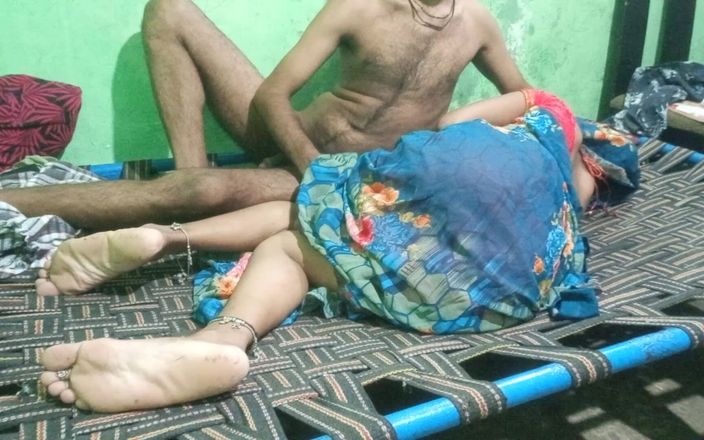 Pooja Sexy: Yengenin amcığı yatakta sikiliyor