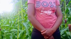Judithxxx: Berseronok di Padang Rumah Saya