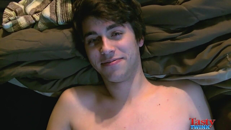 Tasty Twink: Trace lagi asik sama lucas - pov