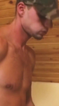 훈련 후 서로의 엉덩이를 따먹기로 결정한 남성 Buttocks_scene 3_horny 군인