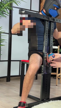 Mistress Milks Jej Niewolnik chłopak 3x w Krzesło dojenia