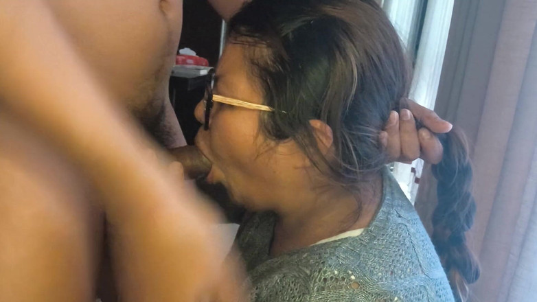 Moo DBOXXX: Esta Madre Soltera Que Conoci Por Facebook Accede a Chuparme...