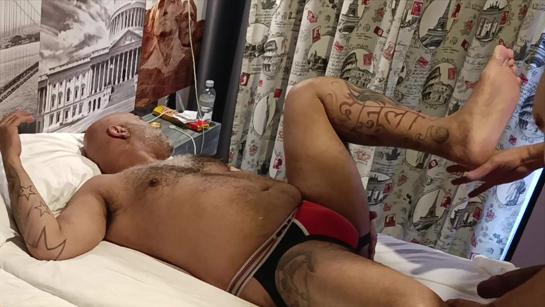 Monster Dick Hunters: Mlbrsmkr, Welcome to the Club. Part 1