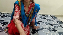 Saarabhabhi6: Desi macecha dává kouření mladému chlapci XXX s hindským zvukem,...