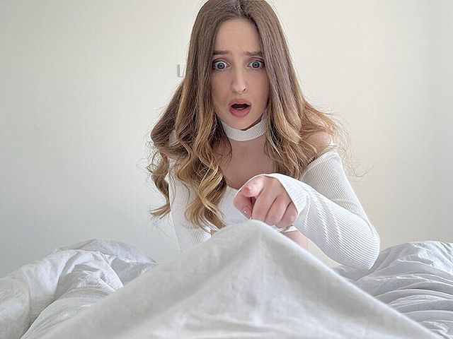 Step Sister Riding Morning Boner and Cum in Mouth (Anny Walker)