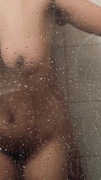 I Love to Fuck in the Shower and Bathe My Ass in Cum