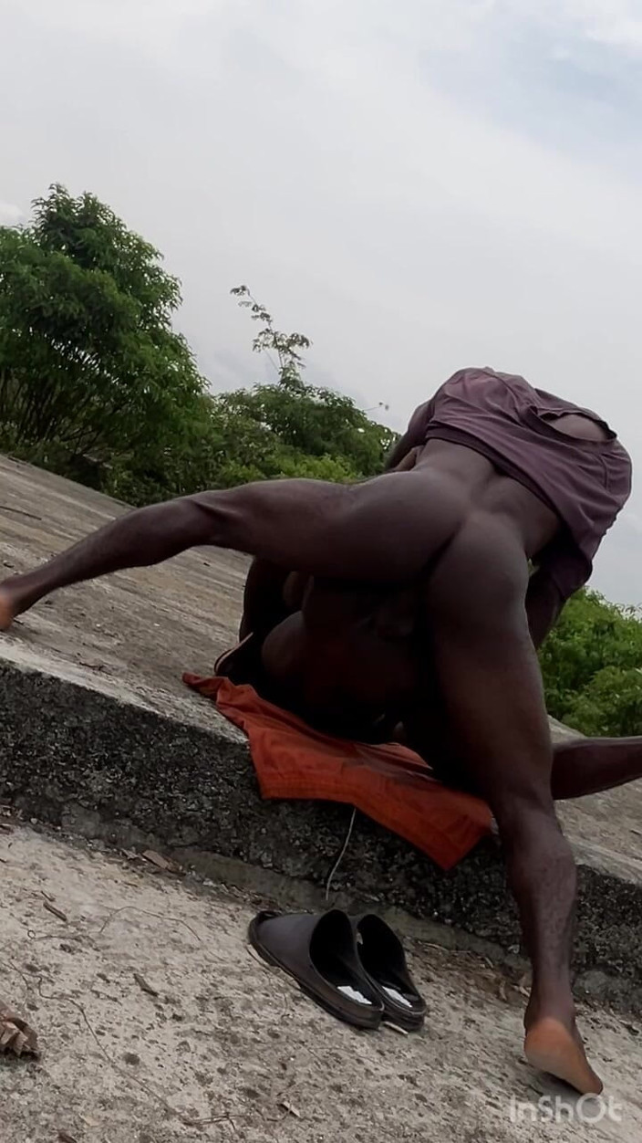 Creamyverseguy2: Bush Meat Hunting with Mr Money