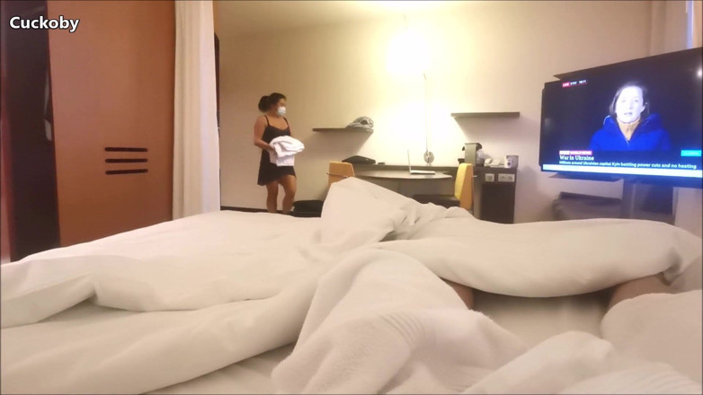 Cuckoby: Hotel maid is cleaning my room and jerking me off...