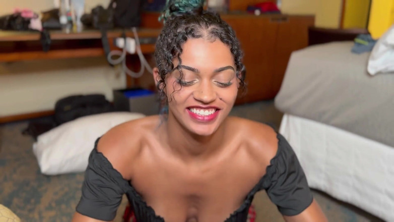 Island Boy Vids: Natasha carter mostra perché è una capra che lo prende nella...