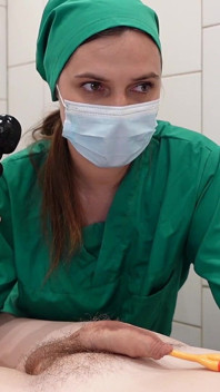 Medfet catheter грає, мастурбує та нав'язаний оргазм з вібратором