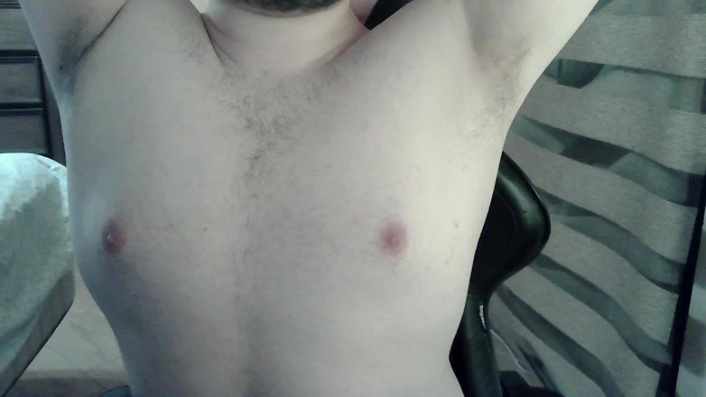 Himbo_Fox: Camboy si cewek atletis lagi asik muasin ototnya dan jongkok