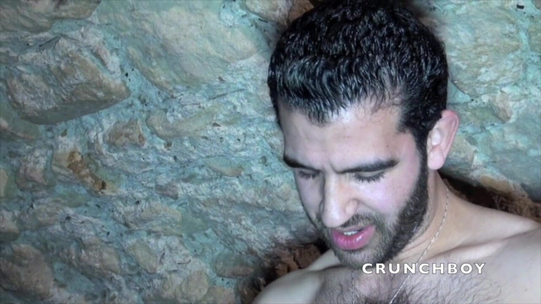 Crunch Boy: Francouzská děvka zneužitá hetero arabským zvědavcem
