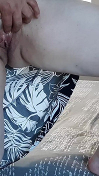 불충실한 마누라를 바람피는 남편을 처벌하다