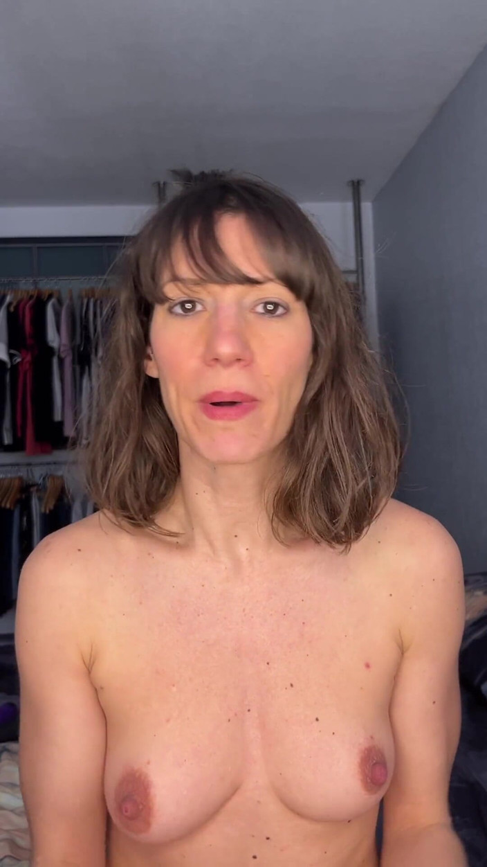 Lety Howl: Do You Want to Know How I Masturbated at 18?