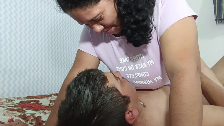 Valkyrie and Luigy Couple: 아름다운 팬티를 입은 신부