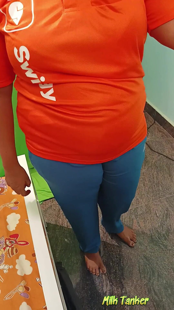 Milktankers: Penghantar Awek Bahagian 1