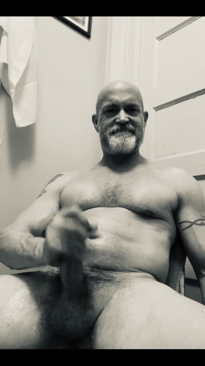 MrJamesYork: B&amp;w bate nóng bỏng trong phòng tắm.