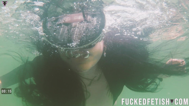 Fucked fetish: Aletas de mergulho grátis sob o mar aberto , sexy deusa...
