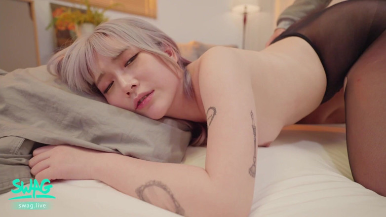 SWAG.live: Cute Asian Girl Has Sex with Her BF Lovely