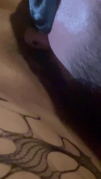 Blindfolded Slave Passionately Tongue Kissing Plump Shaved Pussy