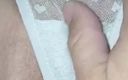Bigjoefuckalott: सौतेली बहन की क्लोज अप ऊँगली करना और चूत का निरीक्षण
