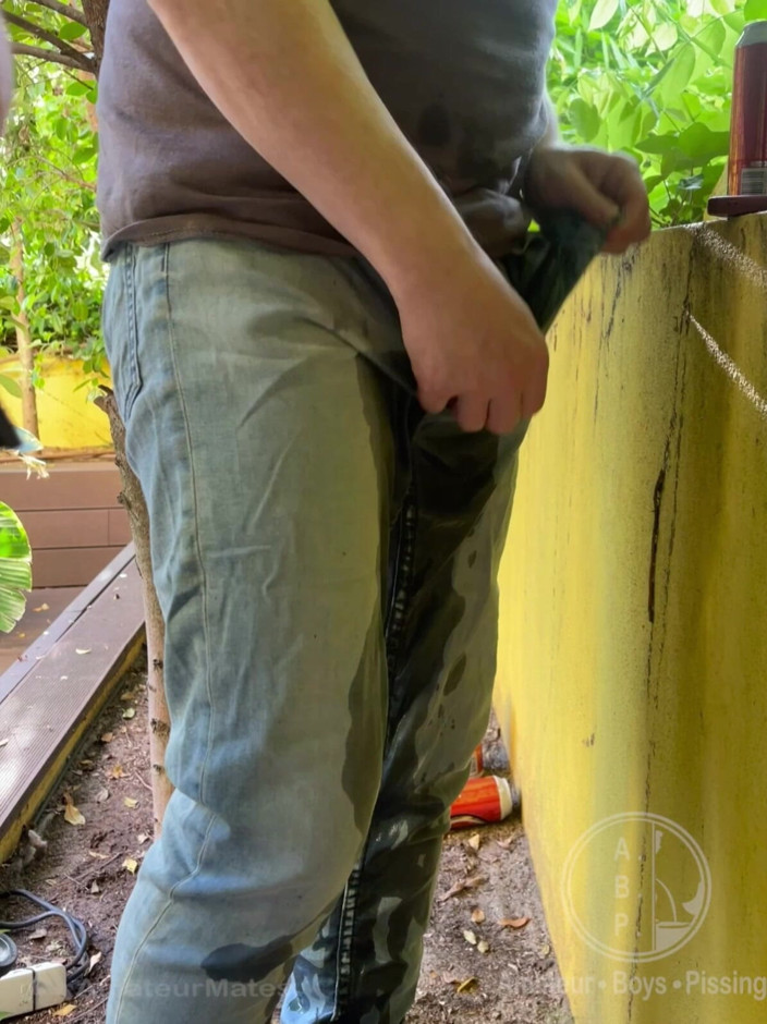 AmateurBoysPissing: Guy Is Desperate to Pee and Tries to Hide From...