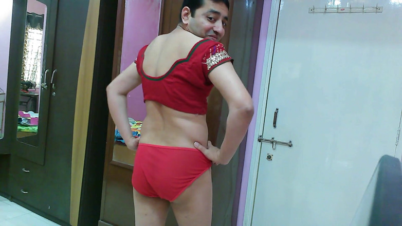 Cute & Nude Crossdresser: Sweet sissy crossdresser femboy Sweet Lollipop in a crop top...