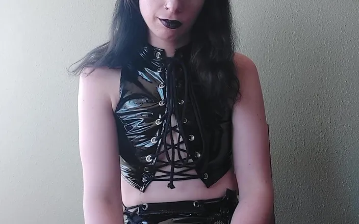 Lady Stardust: Welcome to your nightmare