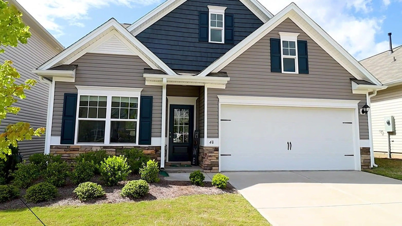 Faustina Pierre: Velká prsa a velký zadek MILF Faustina Pierre Zavolal souseda,...