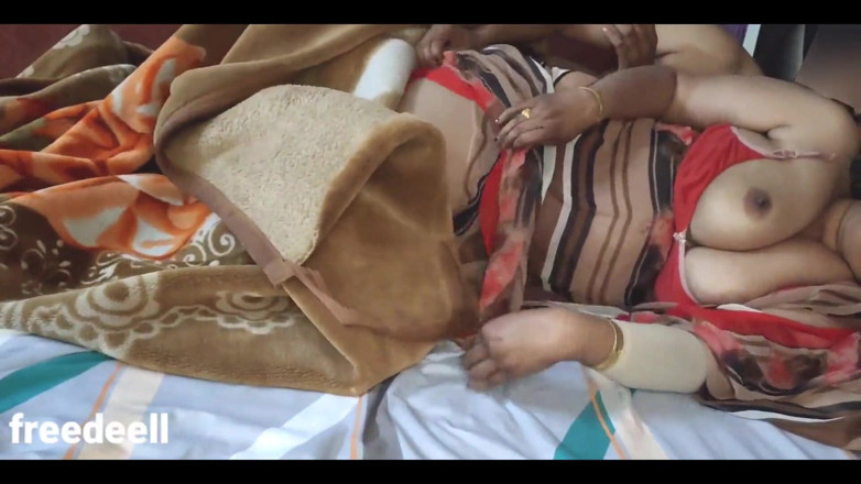 Freedeell: भारतीय सौतेली मम्मी और सौतेला बेटा असली सेक्स