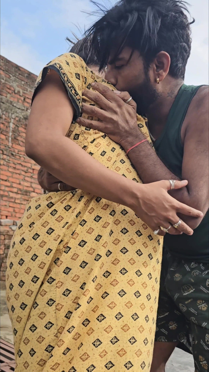 Aalox: Indische Desi dorpsliefde huwelijksparen deel 2