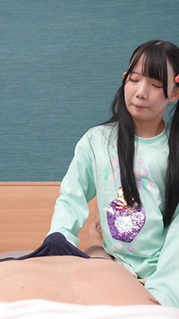 낙후되고 예민한! 그녀는 믿을 수 없을만큼 민감한 몸으로 당신을 섬길거야