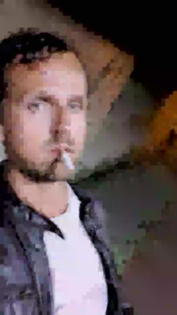 Slutboyben: Slutboyben Cam4 Sexy flashlight exhibicionista na veřejnosti