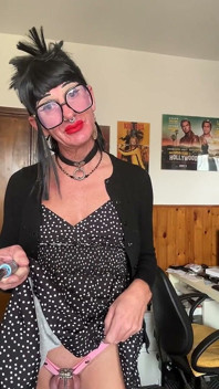 Uma Jovem Dama Em Castidade