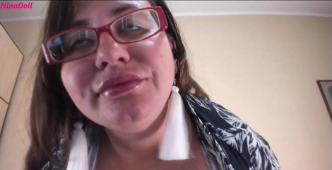 Nina Doll: Nech mě je pro tebe poskakovat správným způsobem