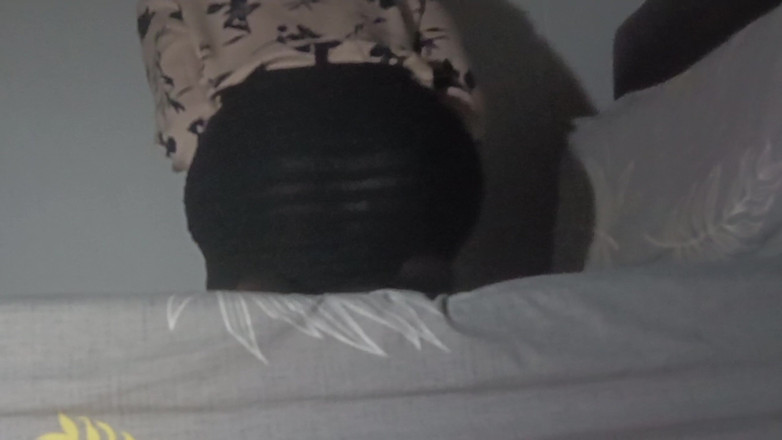 Ombunny: POV: Jsi takový beta, i když tě vaše sissy přítelkyně...