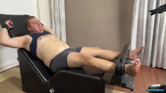 Ticklish Chubs: Pup Carlos đã học được một số điều