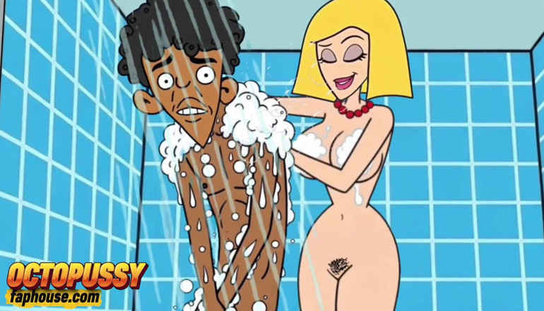Octopussy Lovers Club: Sexhungrige Stiefmutter Schließt Sich Ihrem Stiefsohn in Der Dusche an....