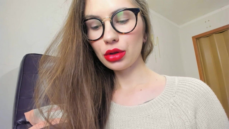 Rarible Diamond: 给很多红色的口红