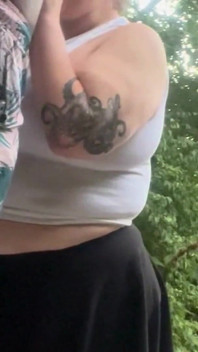 Dare al grande corpo pawg ciò che vuole