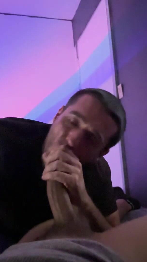 Texas-Toxicos: 白人少年が巨大な未割礼のラテン系のチンコによだれを垂らしている