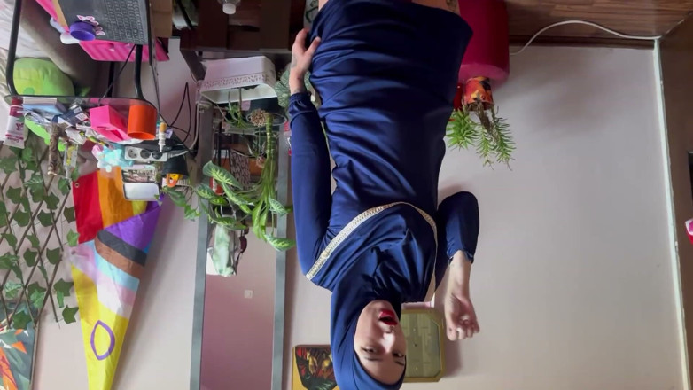 lanalovacutie: Spogliarello hijab