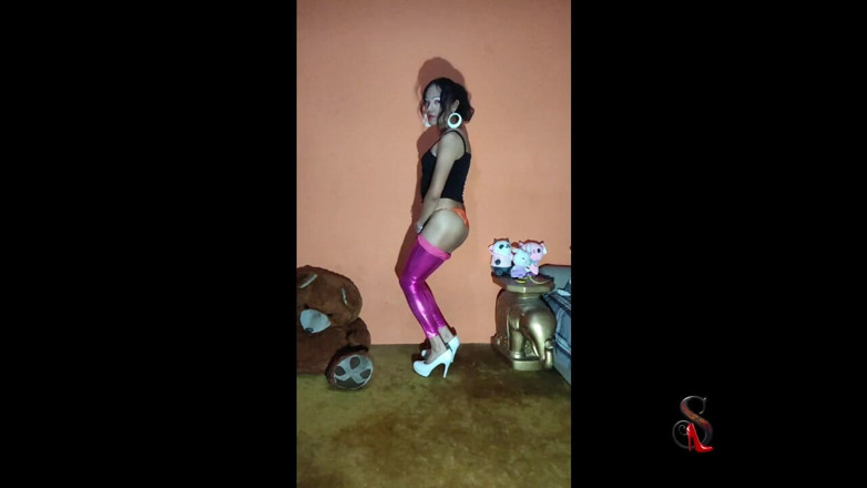 Saray Isis Amay: Saray Sissy Cum